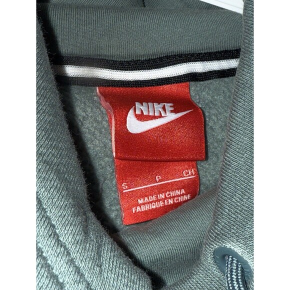 Women’s Size SMALL- Nike Rally Funnel Neck Pullover Hoodie Green - Picture 3 of 7